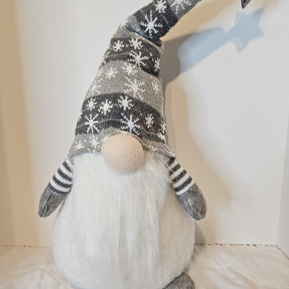 Juegoal 11" Lighted Christmas Gnome Santa, Light Up Elf Holiday Present, Battery - Picture 3 of 7